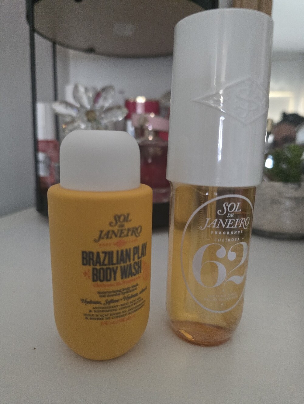 Sol The Janeiro Fra.62 And Body Wash Bundle